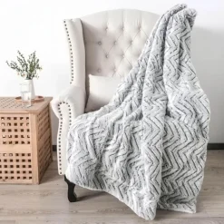 Kuschelige Felldecke – Luxuriöse, weiche Überwurfkollektion