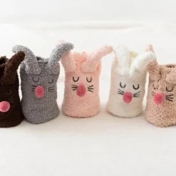 Kuschelige Katzensocken – Whisker Friends Design
