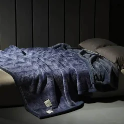 Kuschelige Kunstfell-Überwurfdecke - Lucia-Pelzdecke