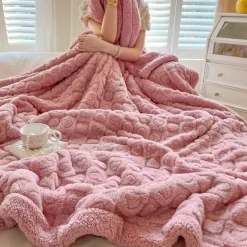 Kuschelige Rossana-Überwurfdecke – weiches Wohndekor, unverzichtbar für Wärme