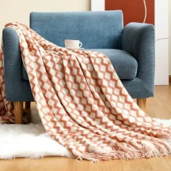 Kuschelige Strickdecke – Sofakomfort im Winter