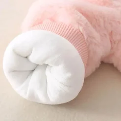 Kuscheliger Winterhasen-Baby-Overall – warmes Plüsch-Outfit