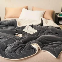 Kuschelweiche Überwurfdecke - Marion Decke