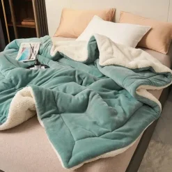 Kuschelweiche Überwurfdecke - Marion Decke