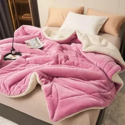 Kuschelweiche Überwurfdecke - Marion Decke