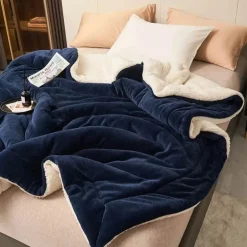 Kuschelweiche Überwurfdecke - Marion Decke