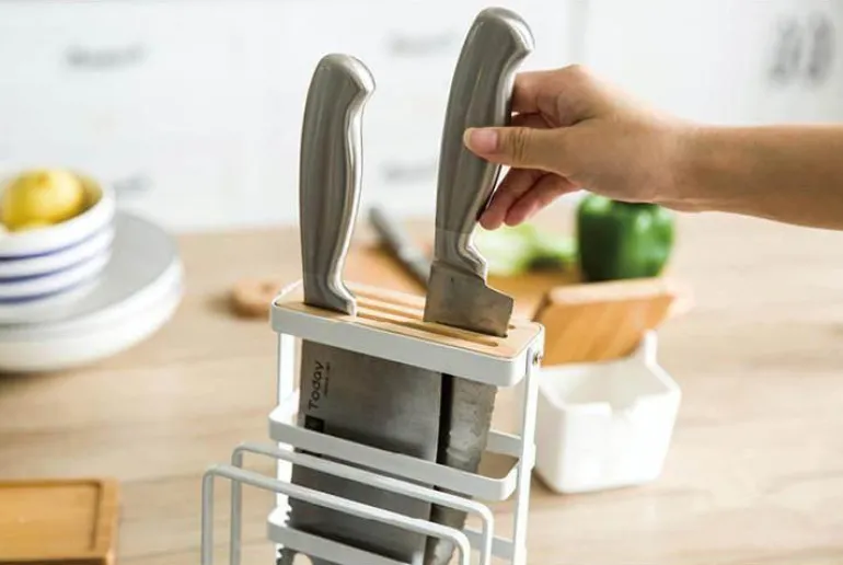 Lagerregal aus Metall – Stilvoller europäischer Organizer für Zuhause und Büro