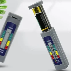 LCD-Batterietester – Digitales Voltmeter