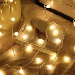 LED-Kugellichterkette - Dekorative Innen-/Außenbeleuchtung