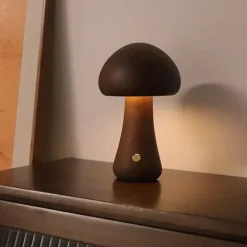 LED-Nachtlampe aus Holzpilz – Touch-Schalter-Design