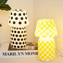 LED-Nachtlampe in Form eines geneigten Pilzes – dekoratives Akzentlicht