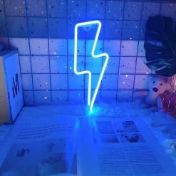 LED-Neon-Wandschild – Helles Neon-Dekor