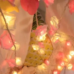 LED-Rosen-Lichterkette – dekorative Beleuchtung für drinnen und draußen