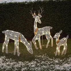 Leuchtendes Rentier – Weihnachtsdekoration für den Garten