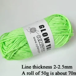 Leuchtendes Strickgarn – Sparkle Glow Crafting Yarn