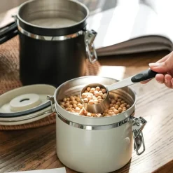 Luftdichter Vorratsbehälter aus Edelstahl – langlebiges, elegantes Design