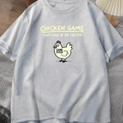 Lustiges Chicken Game T-Shirt - Schau nicht auf das Huhn T-Shirt