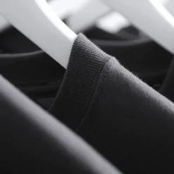 Lustiges Katzen-Kaffee-T-Shirt – einzigartiges rückwärts gerichtetes Design