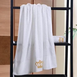 Luxurious Plush Bath Towel Set - Premium Towels for Spa and Home