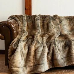 Luxuriöse, kuschelige Überwurfdecke – Soft Hervé Design