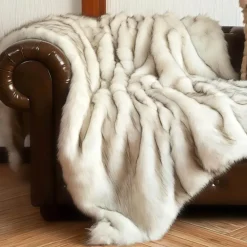 Luxuriöse, kuschelige Überwurfdecke – Soft Hervé Design