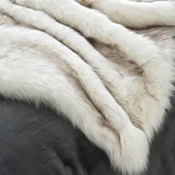 Luxuriöse, kuschelige Überwurfdecke – Soft Hervé Design