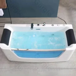 Luxuriöse Spa-Badewanne – Entspannungserlebnis mit Wasserfall