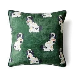 Luxuriöse Staffordshire-Hundekissenbezüge – Mystisches Tierdruck-Dekor