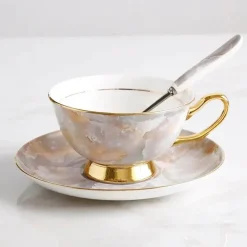 Luxuriöses Kaffeetassen-Set aus Knochenporzellan – 200 ml Tasse mit Untertasse und Löffel