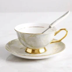 Luxuriöses Kaffeetassen-Set aus Knochenporzellan – 200 ml Tasse mit Untertasse und Löffel