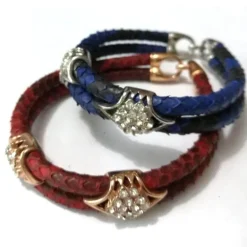 Luxuriöses Pythonlederarmband - Modeschmuck mit Goldakzent