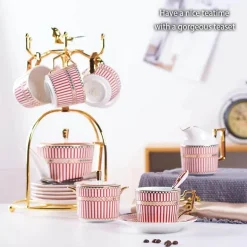 Luxuriöses Tee- und Kaffeeset aus Bone China – Elegantes Trinkgeschirr aus goldfarbenem Porzellan