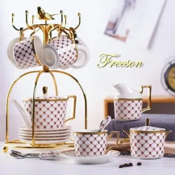 Luxuriöses Tee- und Kaffeeset aus Bone China – Elegante Kanne und Tassen aus goldfarbenem Porzellan