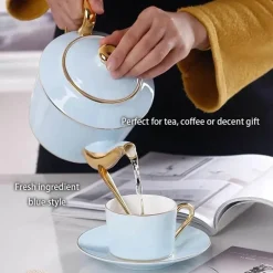 Luxuriöses Tee- und Kaffeeset aus Porzellan – Teekanne mit Tassen aus Bone China