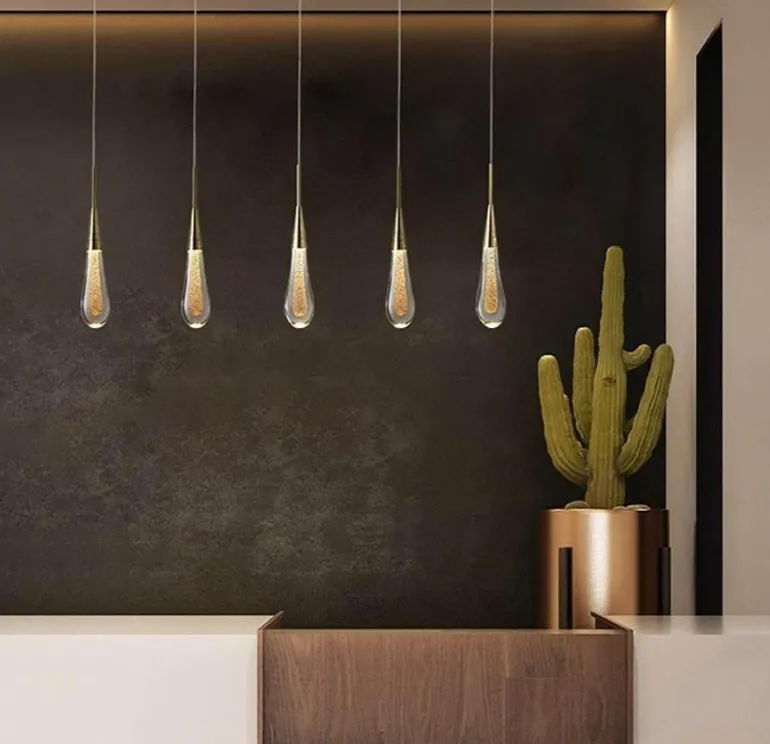 Luxury Crystal Pendant Lights - Elegant Melting Glass Design