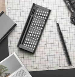 Magnetic Precision Screwdriver Set - Tools for Repair and DIY