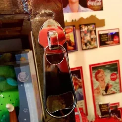 Magnetischer Flaschenöffner – praktischer Reißverschluss-Kappe-Entferner