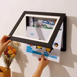 Magnetischer Holz-Kunstrahmen für Kinder – leicht zu öffnendes Design