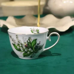 Maiglöckchen-Geschirrset – Elegante florale Geschirrkollektion