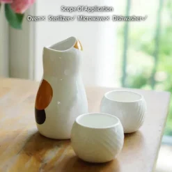 Maneki Neko Sake-Set – Lucky Cat Weingläser, Barzubehör