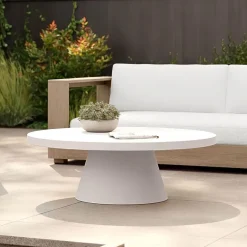 Marius Outdoor Couchtisch - Stilvolle Terrassenmöbel