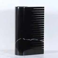 Marmorvase – Eleganter Behälter zur Wohndekoration