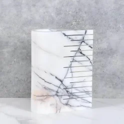Marmorvase – Eleganter Behälter zur Wohndekoration