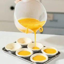 Messbecher mit Sieb – 2-in-1 Küchenwerkzeug