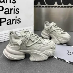 Metro Streetwear Damen Sneakers – Dynamische Modeschuhe