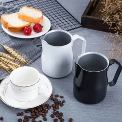 Milchaufschäumkännchen aus Edelstahl – Latte Art Tool