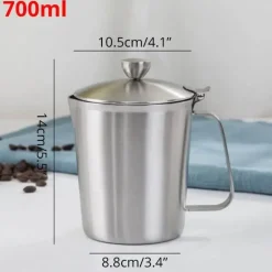 Milchaufschäumkrug aus Edelstahl mit Deckel - Messbecher