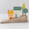 Miniatur-Dorf-Dekor – nordischer Akzent aus Holz für das hügelige Zuhause