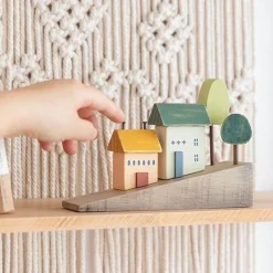 Miniatur-Dorf-Dekor – nordischer Akzent aus Holz für das hügelige Zuhause