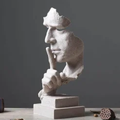 Miniatur-Schreibtischskulptur – Elegantes Schweigen ist Golddekor